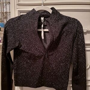 LULU half zip